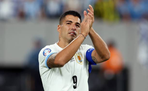 Luis Suárez in his Uruguay #9 jersey