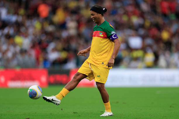 Ronaldinho playing soccer
