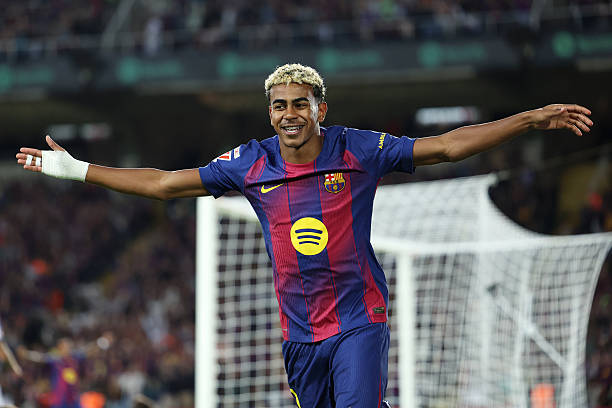 Lamine Yamal celebrating a goal