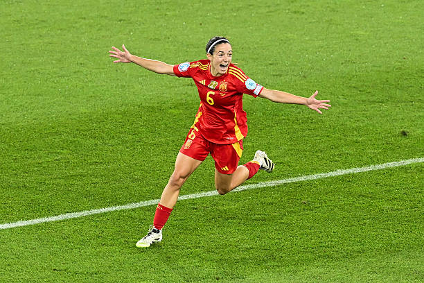 Aitana Bonmatí celebrating a goal